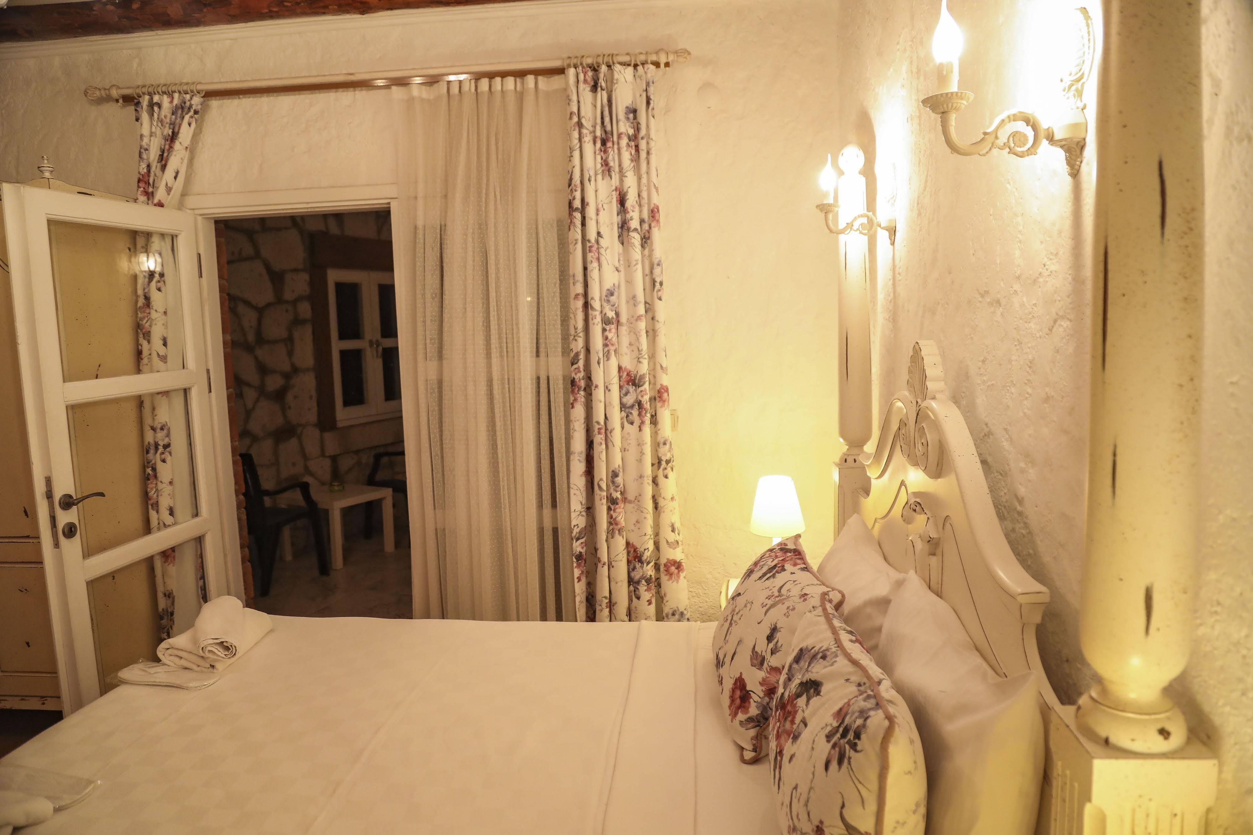 Sari Gelin Alacati Hotel ภายนอก รูปภาพ