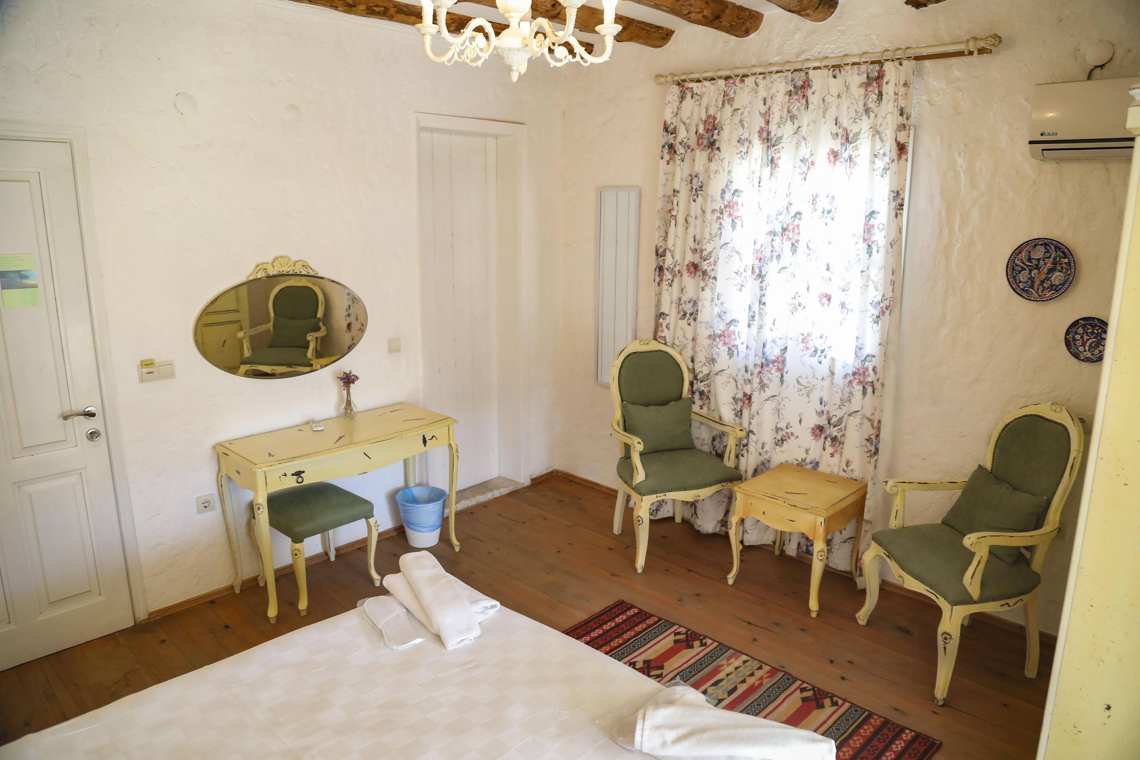 Sari Gelin Alacati Hotel ภายนอก รูปภาพ