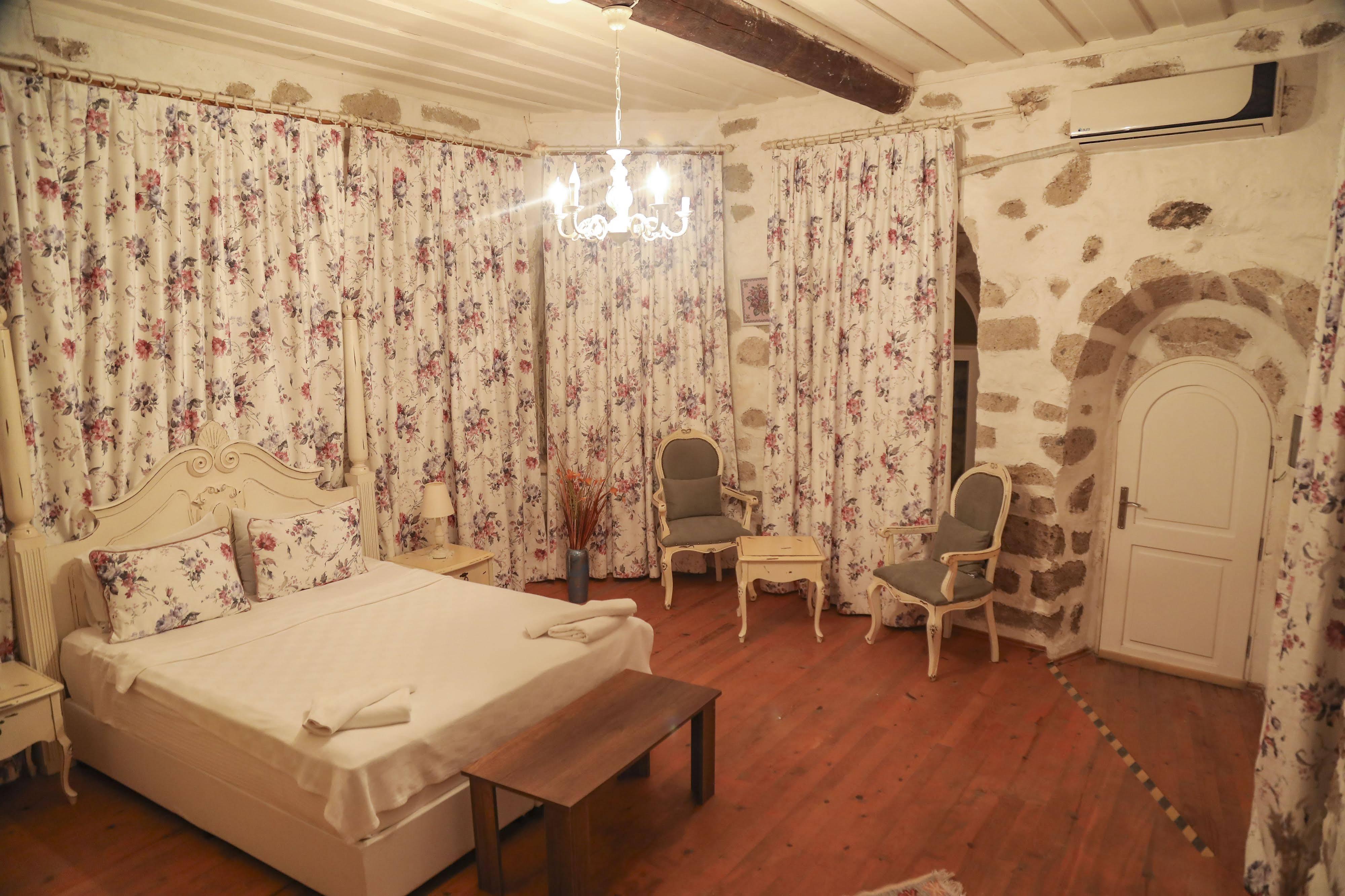 Sari Gelin Alacati Hotel ภายนอก รูปภาพ
