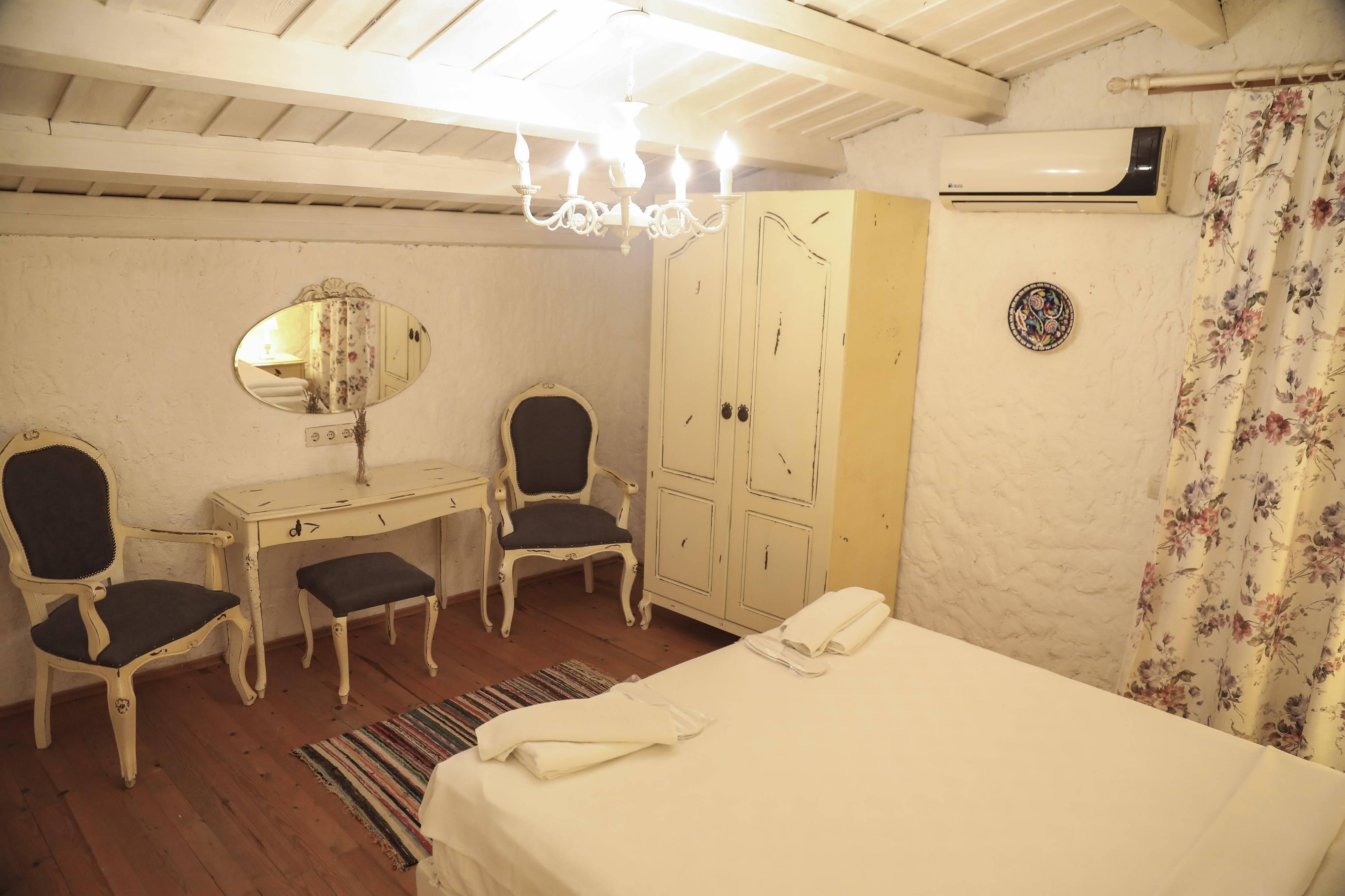 Sari Gelin Alacati Hotel ภายนอก รูปภาพ