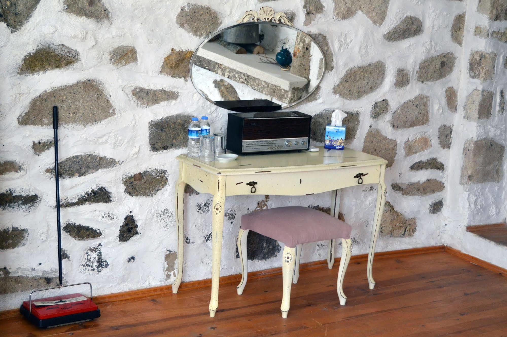 Sari Gelin Alacati Hotel ภายนอก รูปภาพ
